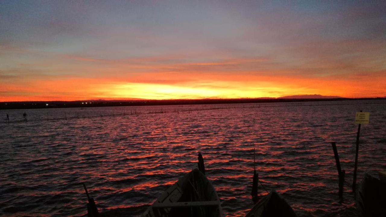 L'Isola Aer B&B Lesina Bagian luar foto